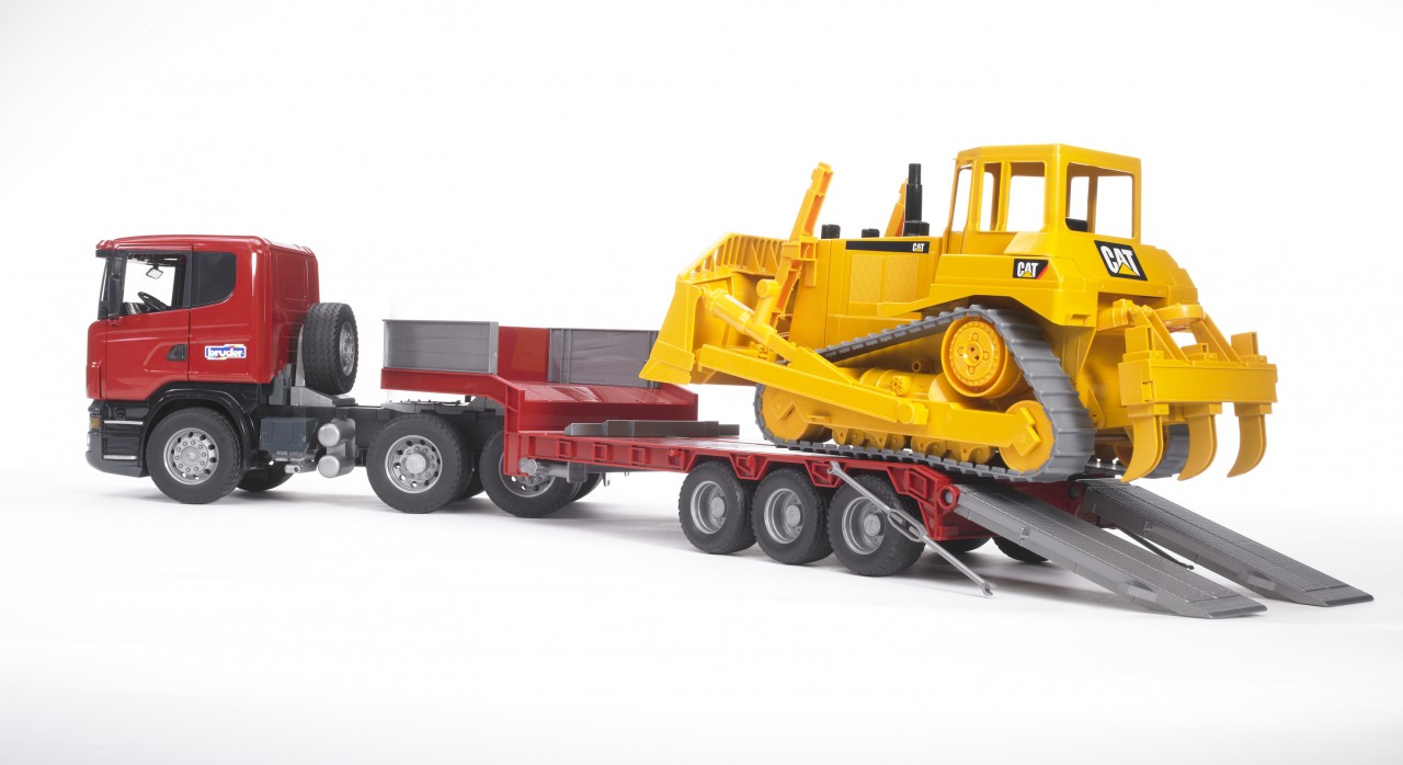 SCANIA Plastic Toy R-series Low loader truck with Cat Bulldozer 03555 1:16  Scale 