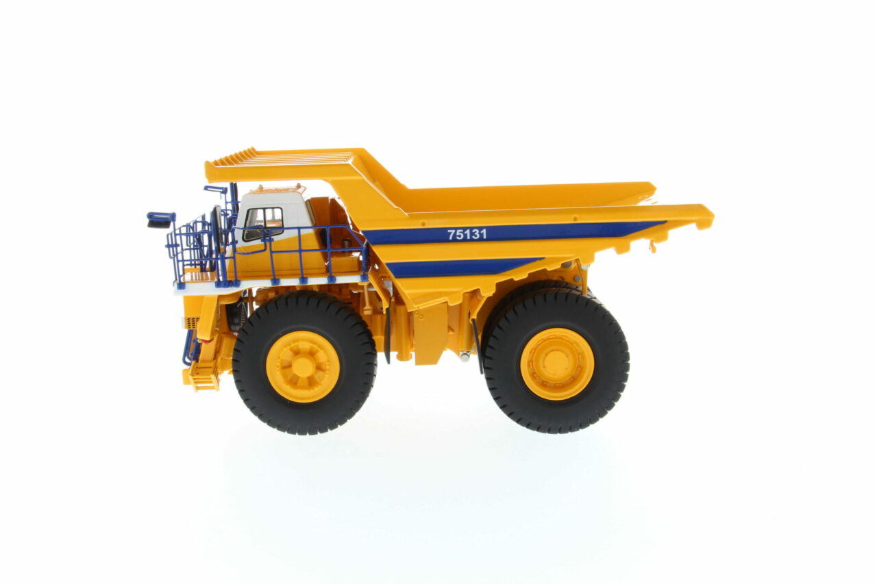 Diecast BELAZ 75131 Mine dump truck 130-136 Tonne - Catmodels.com