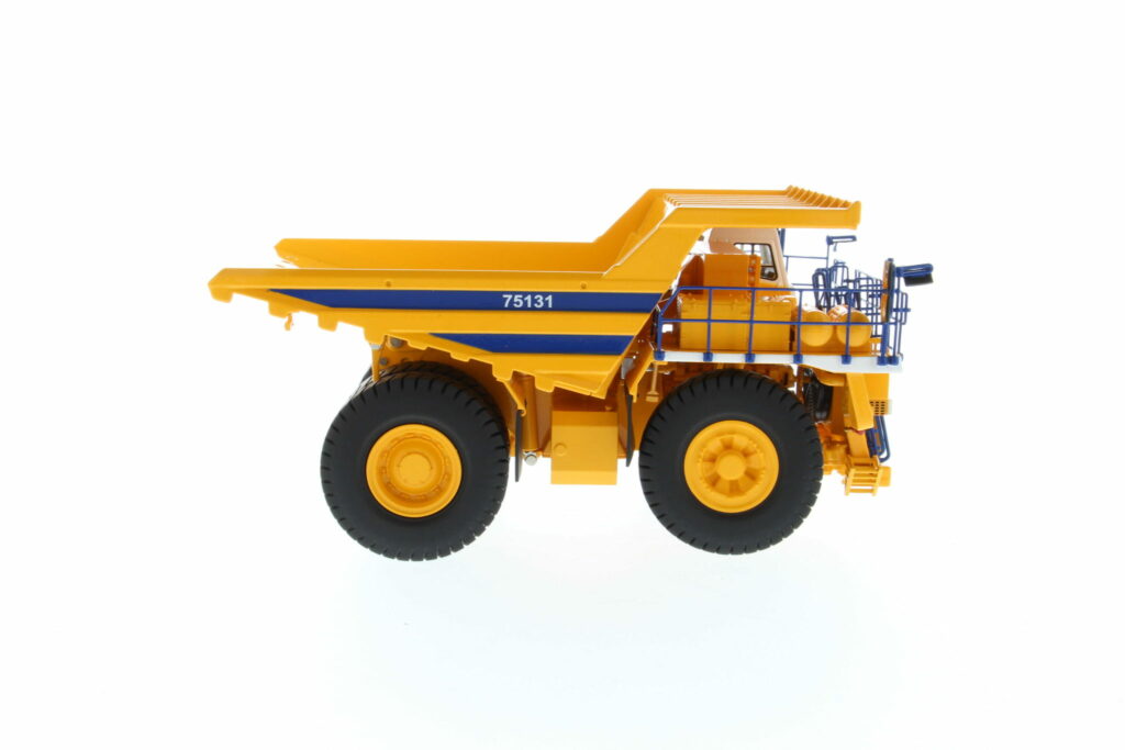 Diecast BELAZ 75131 Mine dump truck 130-136 Tonne - Catmodels.com