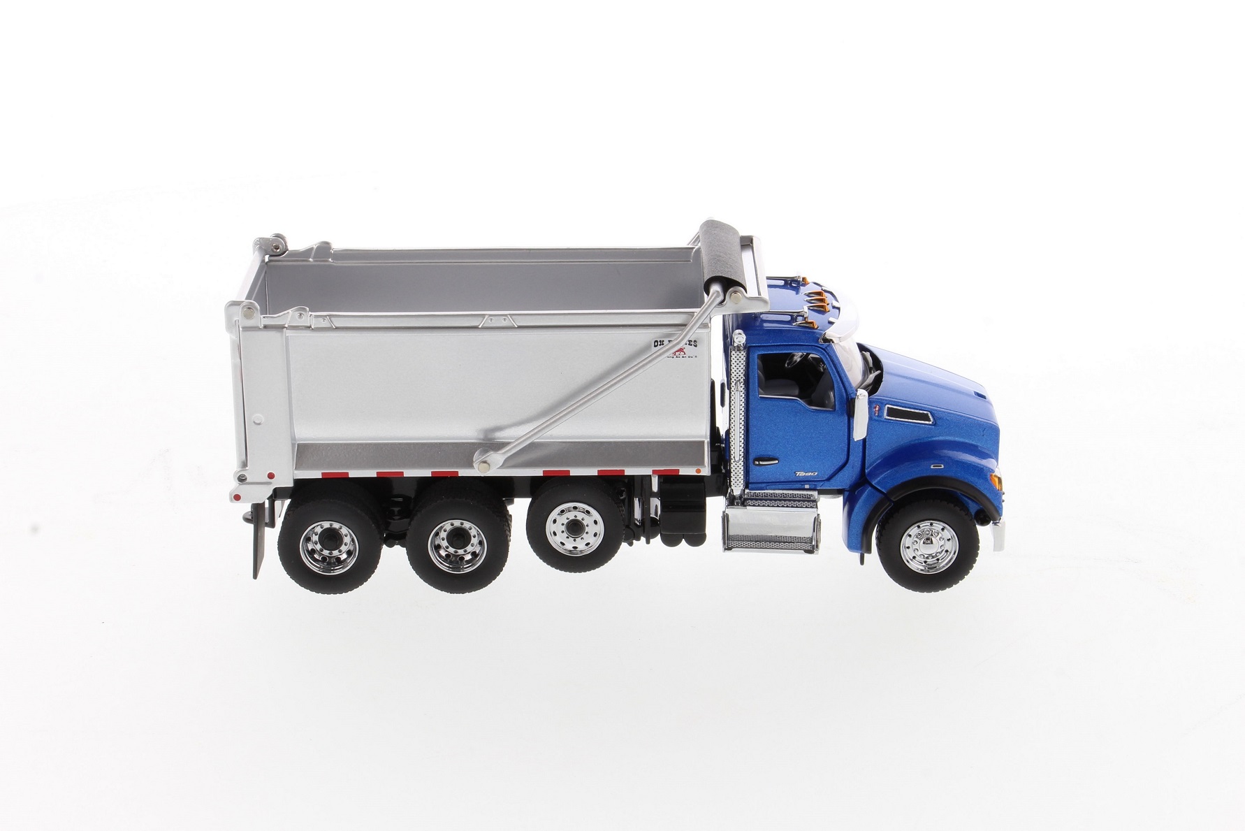 Kenworth 1:50 T880 OX Stampede Dump Truck SBFA Metallic Blue Cab 71078