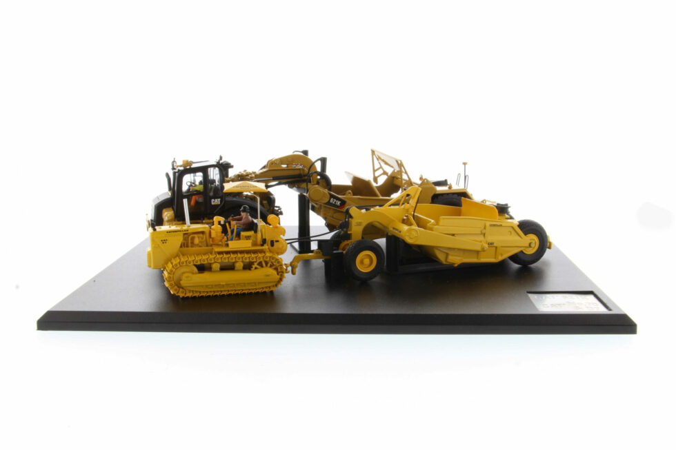 Cat Diecast D7C/70 & 621K Motor Scraper Evolution Series 85563 ...